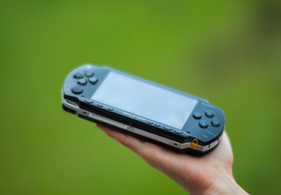 What Is the Best PSP Model for Gaming Fans Who Want a Great Portable Console